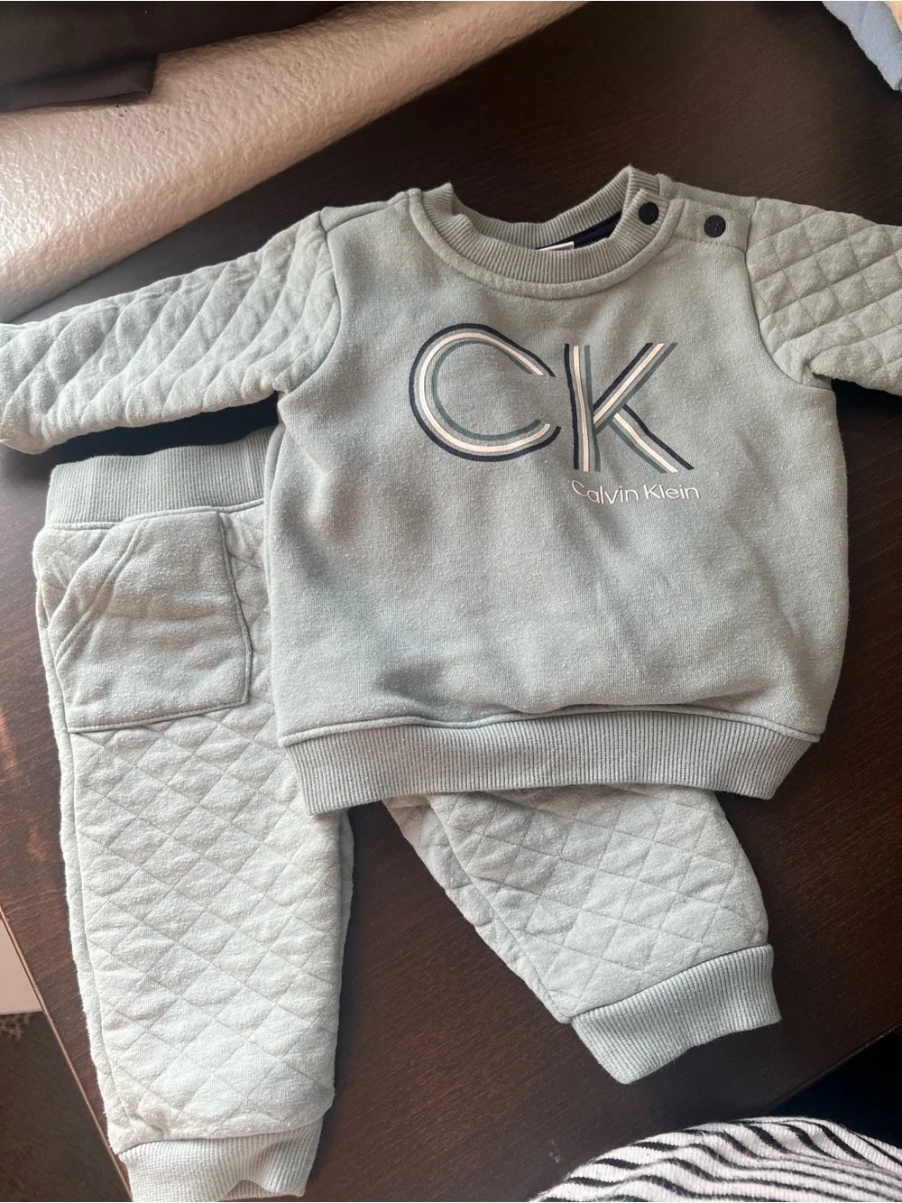 Calvin Klein Kids Quilted Jogger Set